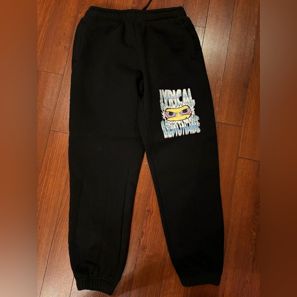 Lyrical Lemonade black sweatpants M